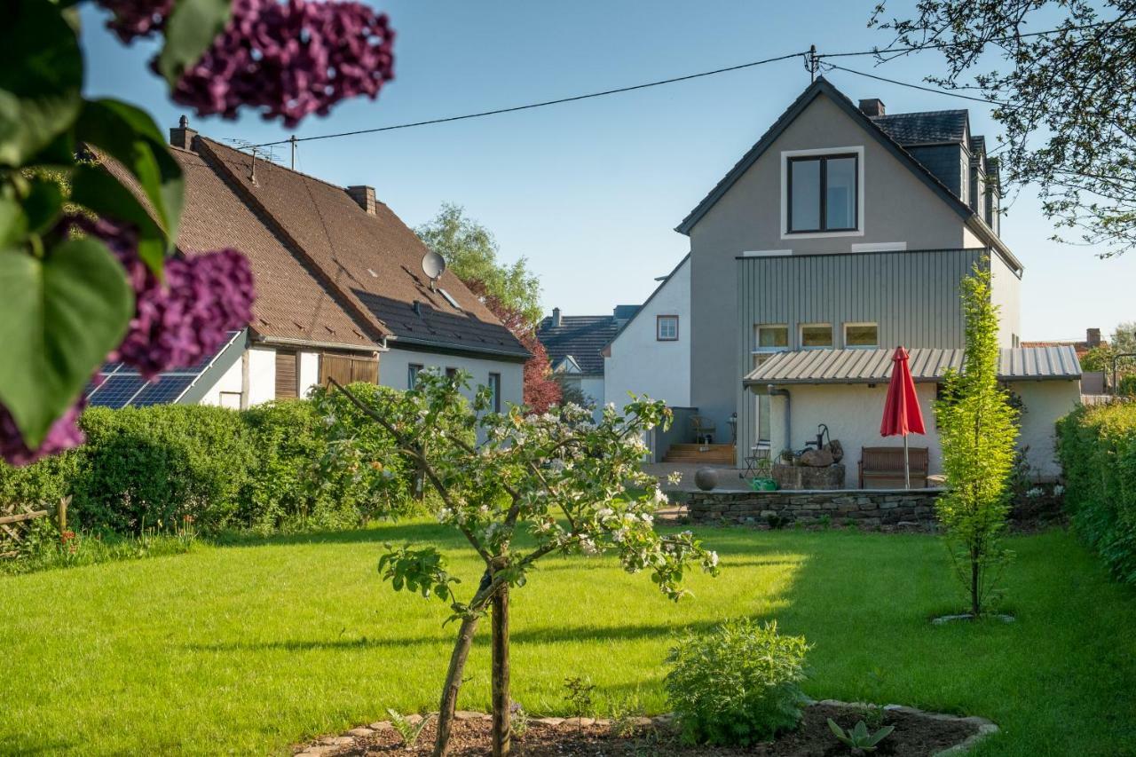 Feriendomizil "Alte Post" I Apartment Pronsfeld Екстериор снимка